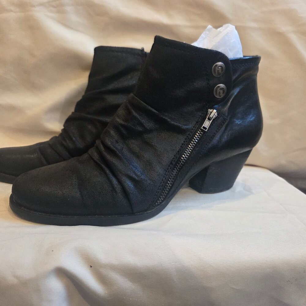 Black ankle boots - Picture 2 of 7